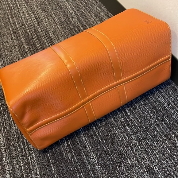 Louis Vuitton Epi Keep All 45 - Picture 10 of 14